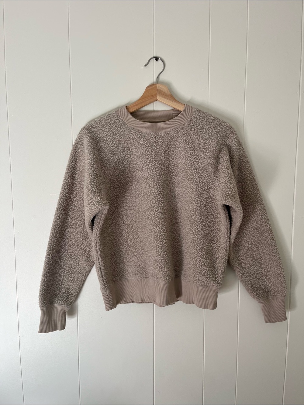 Everlane Women's Taupe Crewneck Sherpa Pullover